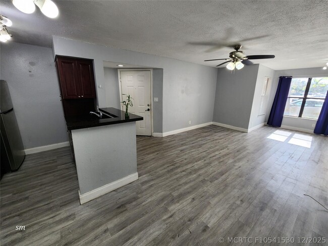 Building Photo - 2736 S University Dr Unit 1101
