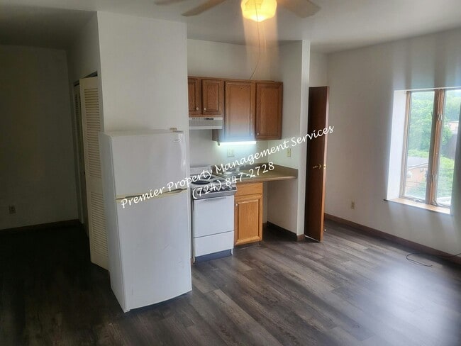 Photo - 518 W Cunningham St Unit 15