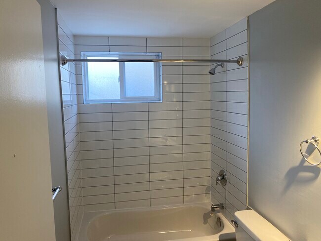 Photo - Bennett Apartments