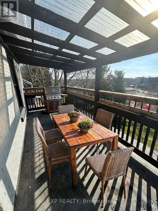 Photo - 12 Benjamin St