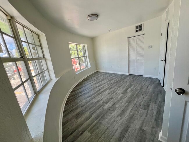 Photo - 1630 NW 35th St Unidad 1