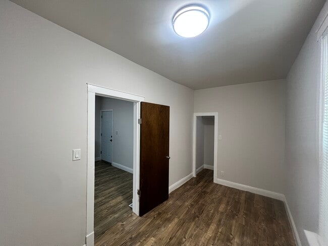 Photo - 8208 S South Shore Dr Unidad 1F