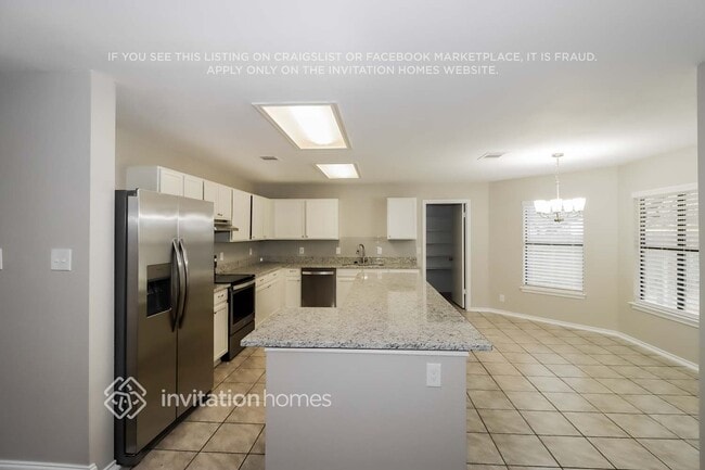 Photo - 1405 Comfort St