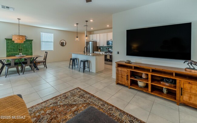 Building Photo - 13154 E Apex Mine Wy