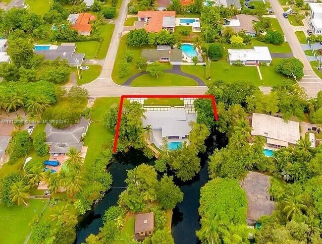 Photo - 6025 SW 72nd Ave