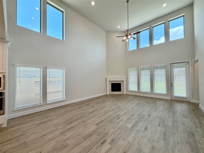 Photo - 1418 Watermont Dr