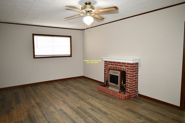 Photo - 854 E Lyons St