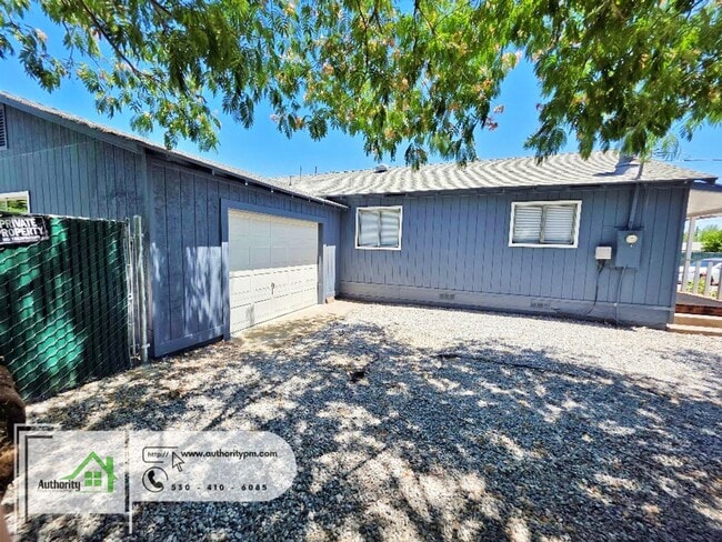 Photo - 1824 Heller Ln