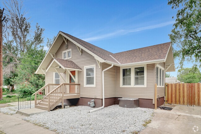 Building Photo - 216 N 25th St Rental