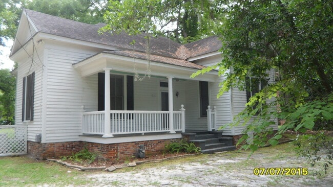 Close to VSU - Close to VSU House