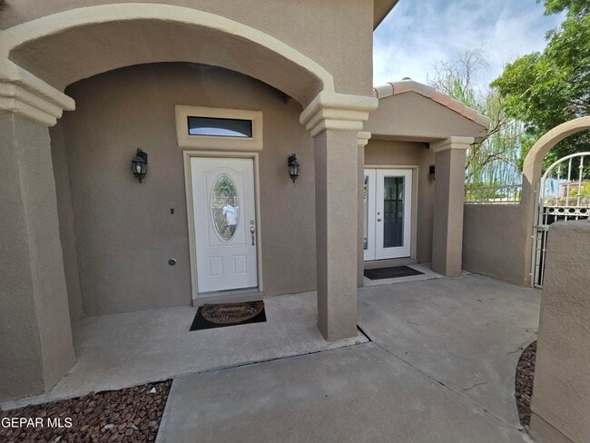 7346 Gulf Creek Dr