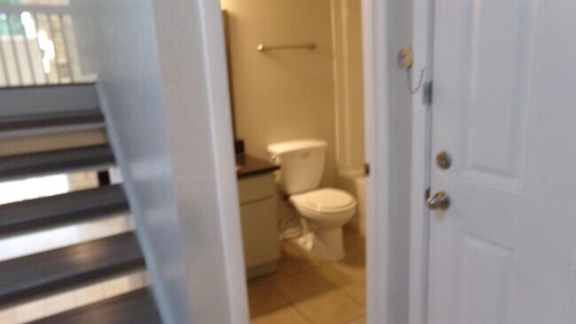 Photo - 1606 Waterloo Tr