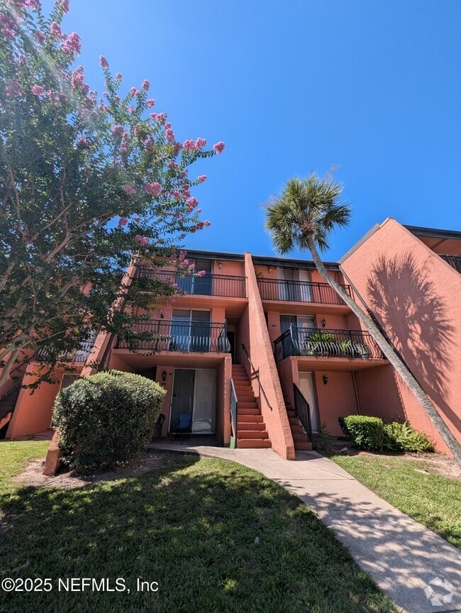 Building Photo - 3401 Townsend Blvd Unit 205 Rental
