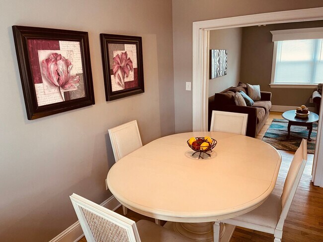 Photo - 200 Braswell St Unit Apartment 1