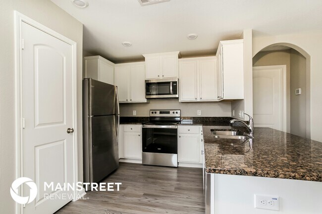 Photo - 25245 Dickens Dr