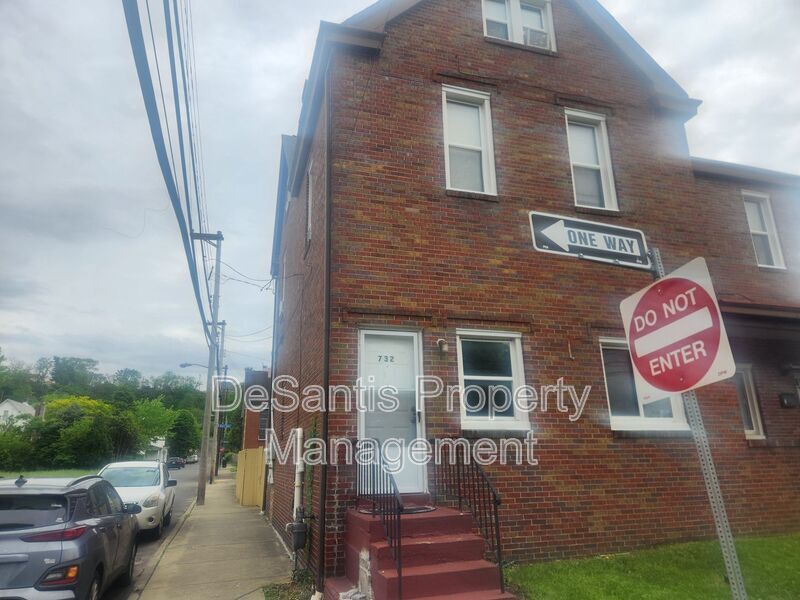 Photo - 732 Idlewood Avenue