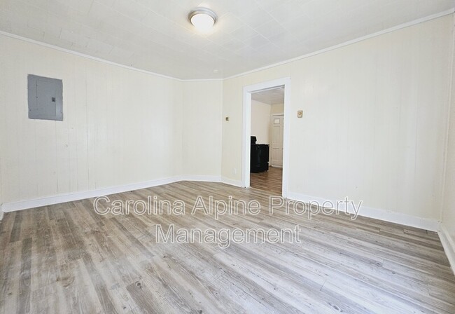 Photo - 409 Morton St Condo