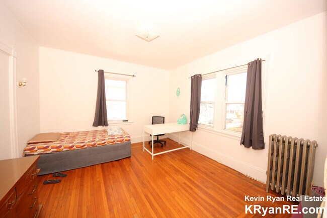 Photo - 23 Aldie St Unit 1