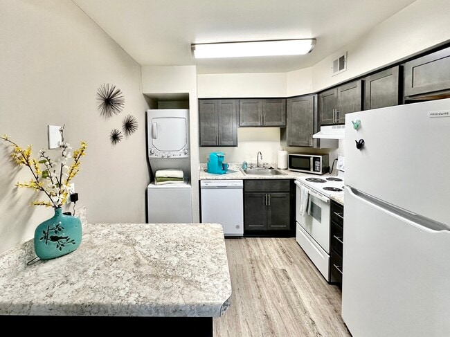 Photo - Brookside Village Apartments