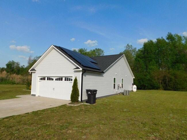 Photo - 318 N Landing Dr