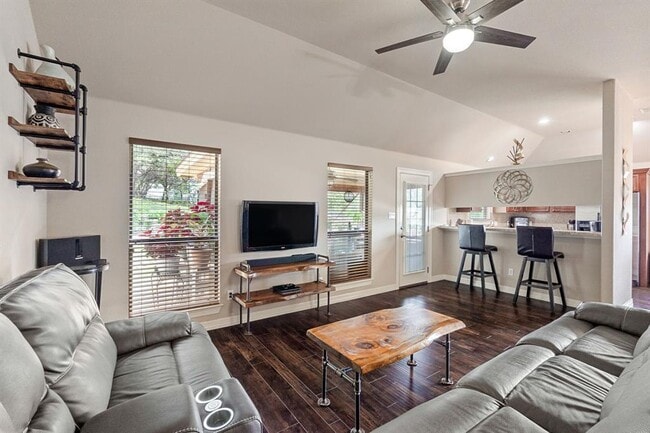 Photo - 15508 Checotah Dr