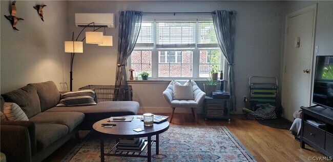 Photo - 4030 Forest Hill Ave Townhome