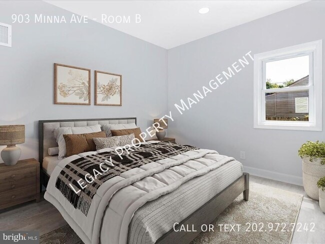 Building Photo - 903 Minna Ave Unit Room B