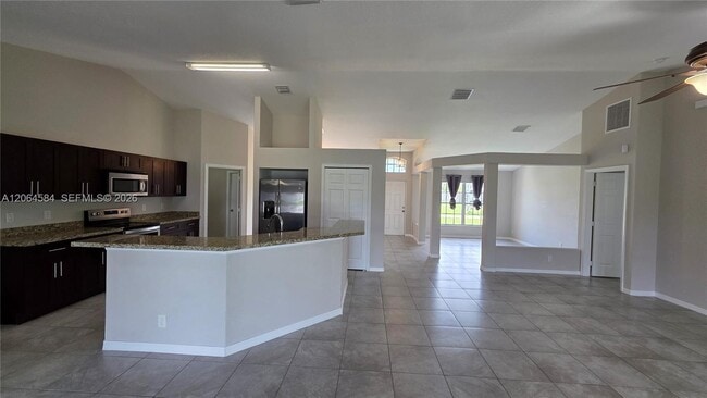 Photo - 151 SW S Wakefield Cir