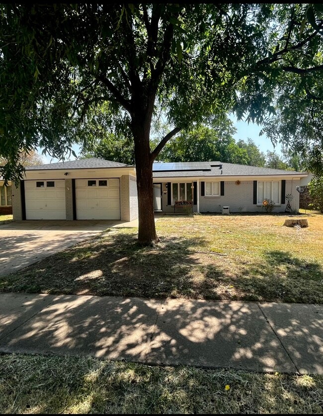 Building Photo - 7009 Wayne Ave Rental
