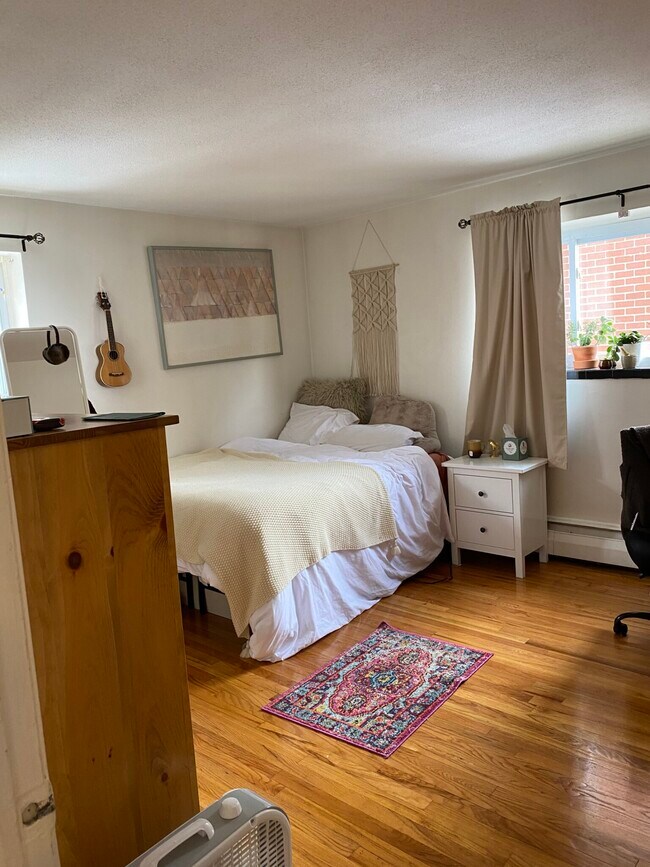 Photo - 245 Kelton St Unit 24