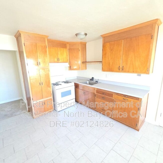 Photo - 1520 Joan Dr