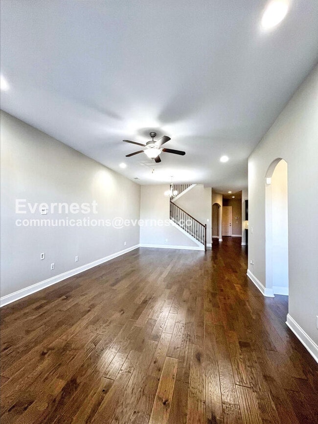 Photo - 2067 Inland Dr