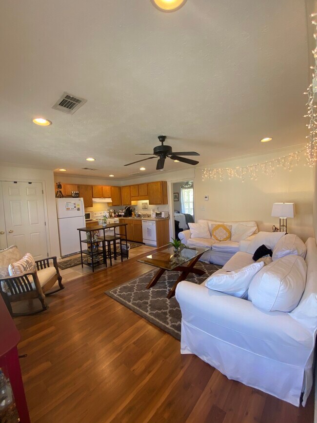 Savannah Square Apartments For Rent in Auburn, AL