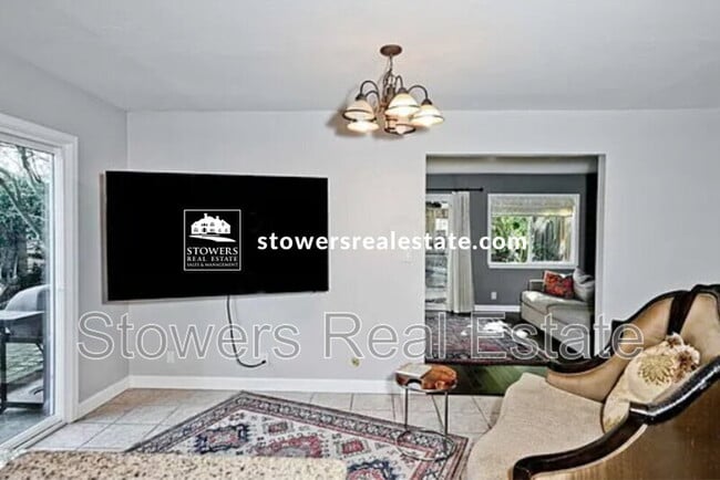 112 Summerwood Pl