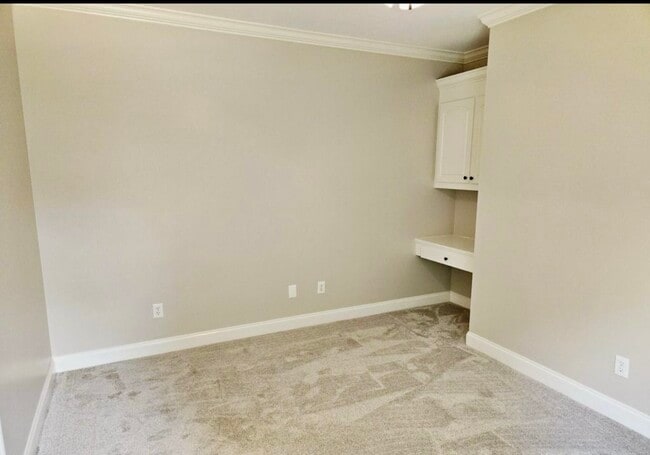 Photo - 119 Hemlock Ln