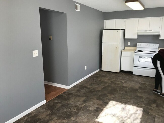 8585 Fairway Trail