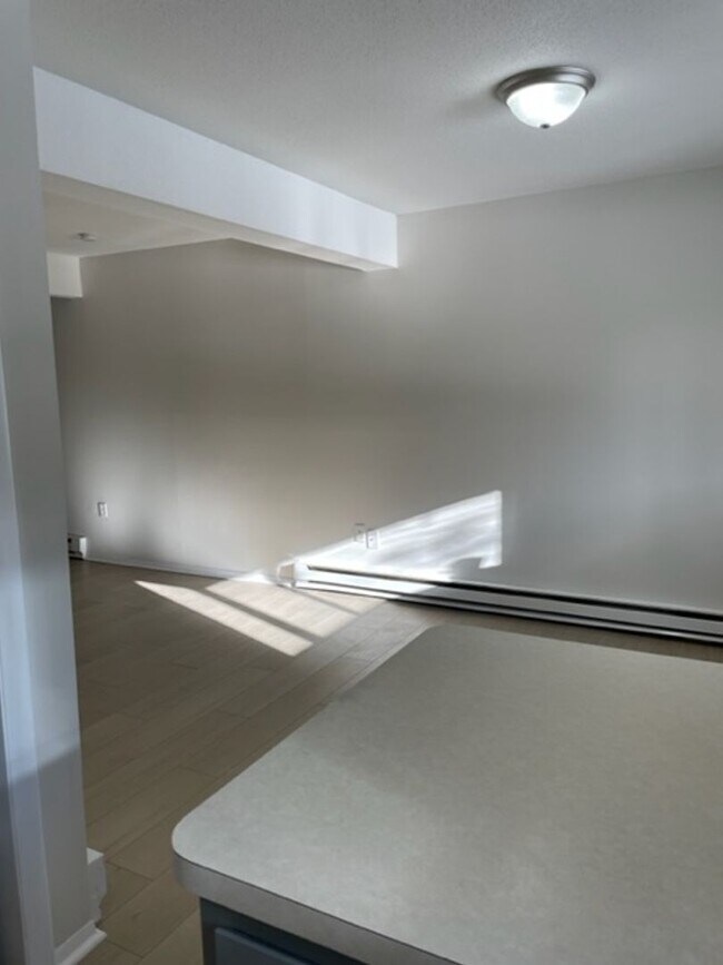 Photo - 492 East St Unidad A-12