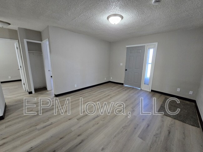 Photo - 1125 N Barclay St