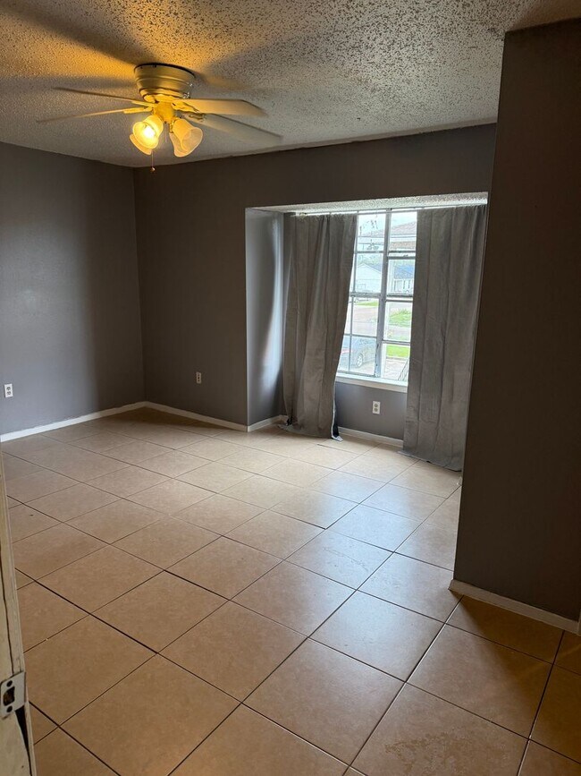 Photo - FOR RENT in BATON ROUGE!