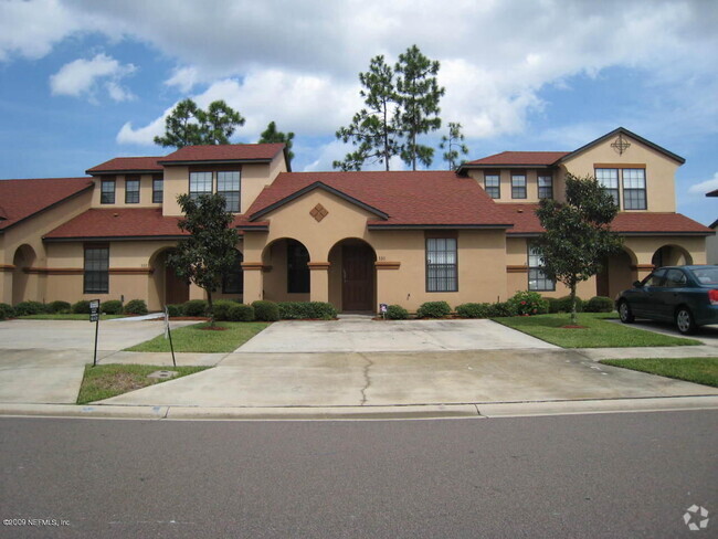 Building Photo - 330 Redwood Ln Rental