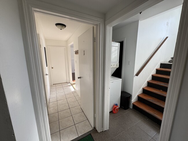 Photo - 4619 Rue Principale Unit 1