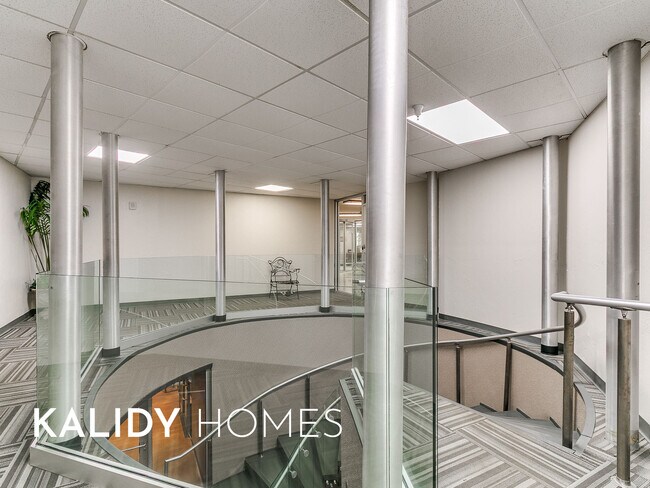 Photo - 5900 Mosteller Dr