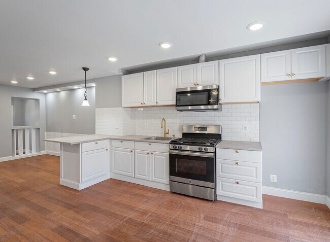 Photo - 1630 S 28th St