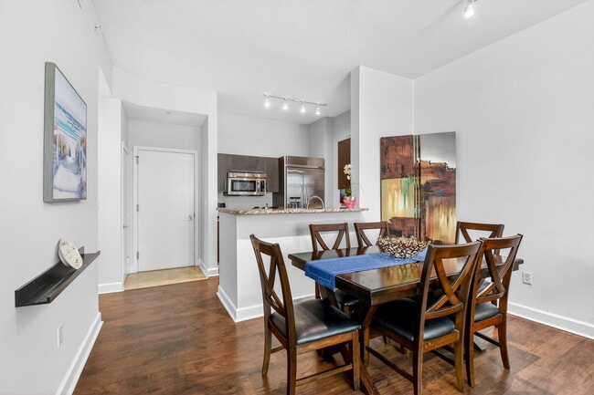 Photo - 550 Okeechobee Blvd Unit 221