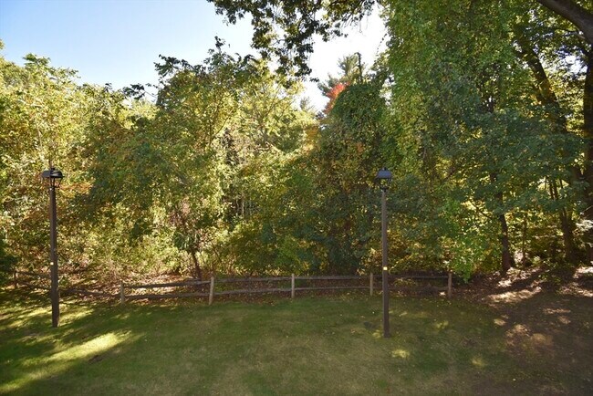 Photo - 15 Yorktown Dr