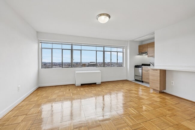 Photo - Gelmarc Towers