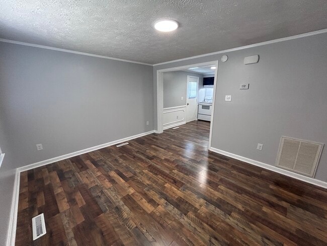 Photo - 205 E Gilbreath St Unit 205 E Gilbreath St