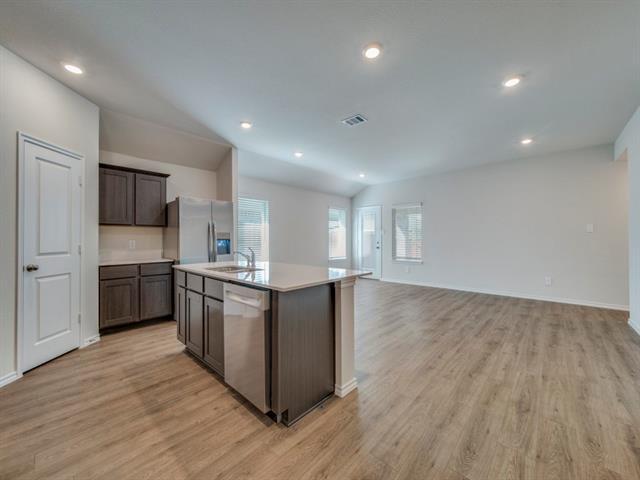 Photo - 3925 Limestone Blf Dr