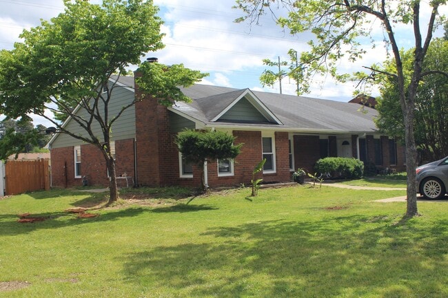 Building Photo - 5540 Everglades Trail Rental