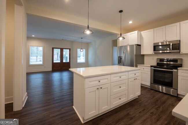 Photo - 1000 Bell Cir